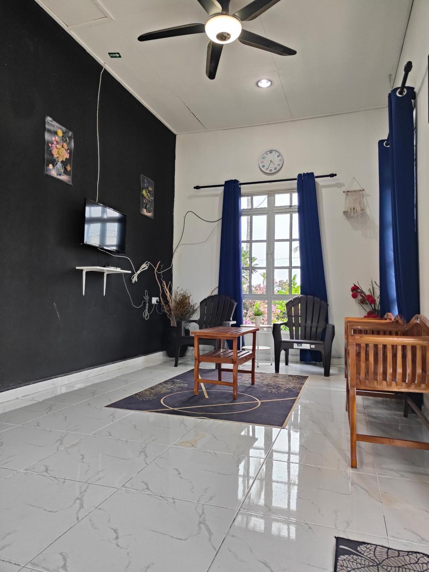 Penarik Baru Homestay Кампунг-Пенарік Екстер'єр фото